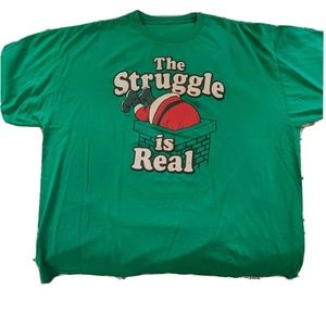 The Struggle is Real | Graphic | Comedy | Christmas | Santa T Shirt | 2XL